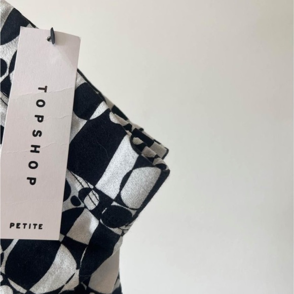 Topshop retro checkerboard flared pants in black & white - Picture 4 of 7